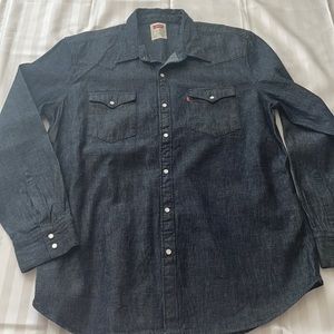 Dark blue Levis Demi shirt